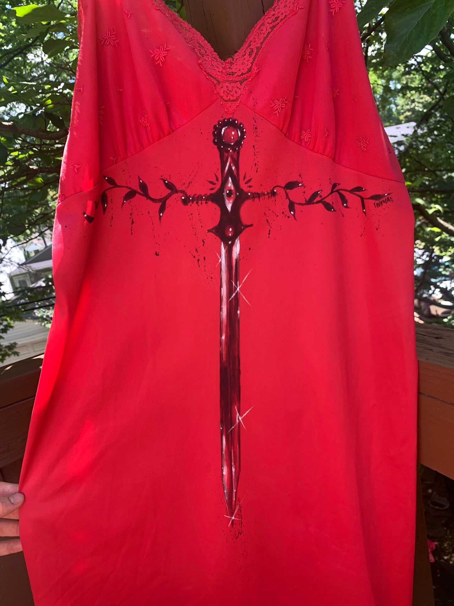 Di Vine Swordstress - Dress