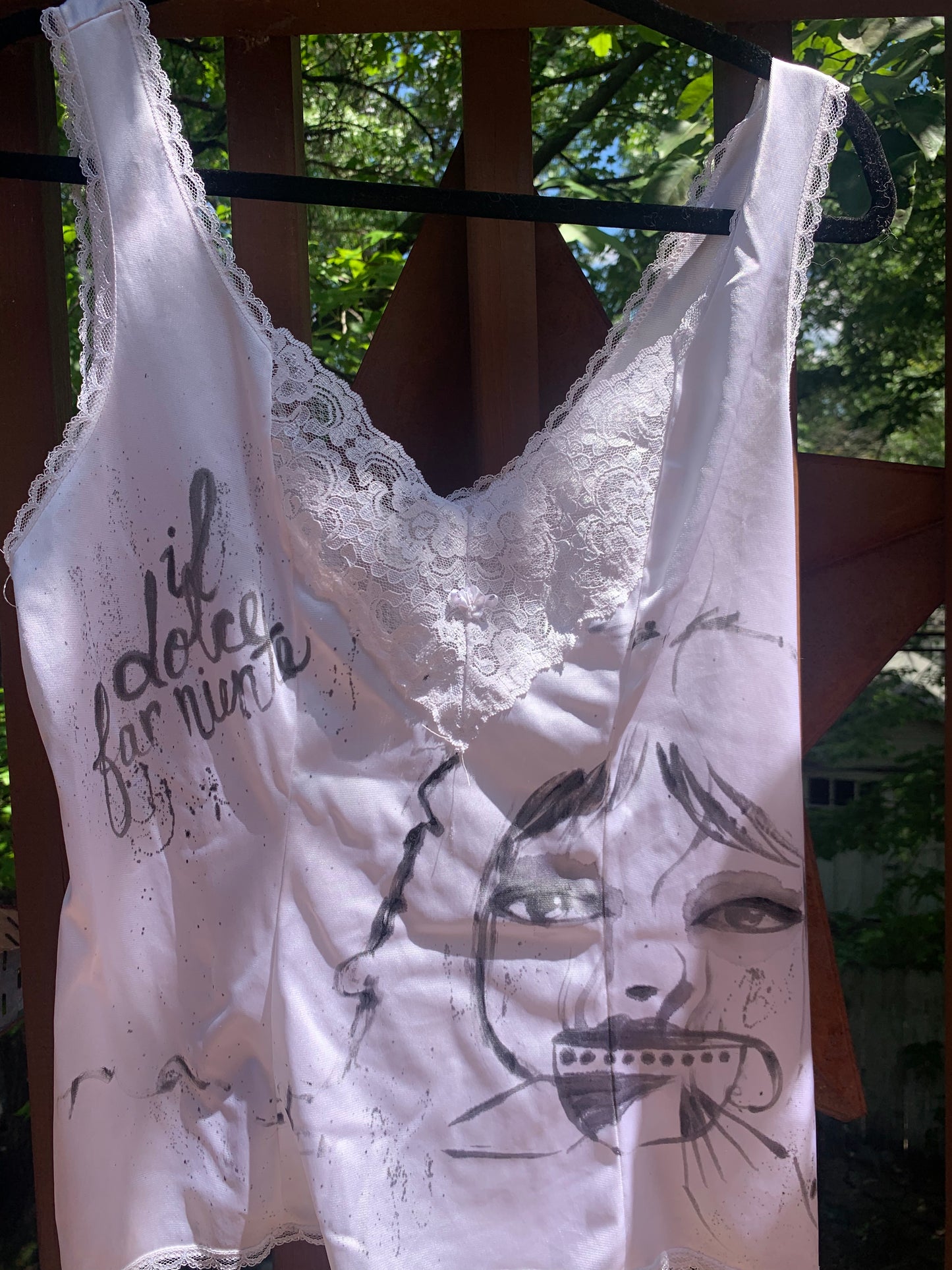 The Sweetness of Doing Nothing - Tank Top